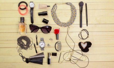 Fashion Aksesori Yang Sedang Viral Di Kalangan Gen Z