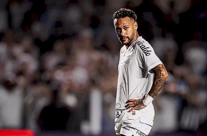 Neymar Pertimbangkan Pensiun Di Akhir Tahun Ini