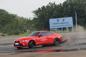 BMW Indonesia Safety Driving Masterclass Edukasi Berkendara