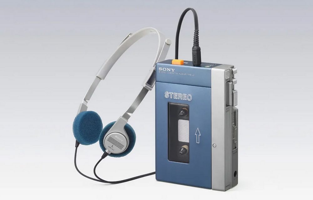 Penjualan Kaset Pita Dan Pemutar Walkman Kembali Melonjak