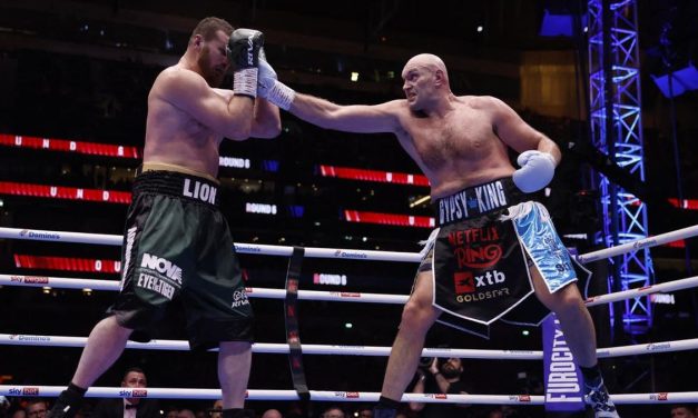 Tyson Fury Dominasi Makhmudov, Tantang Anthony Joshua