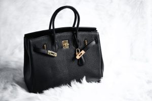 Cara Temukan Barang 'Dupe' Mewah Dengan Harga Terjangkau