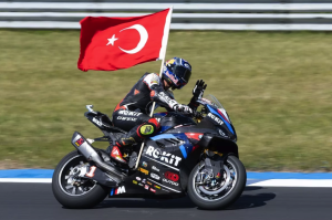 Toprak Razgatlioglu Ungkap Rahasia Performa BMW Di WorldSBK
