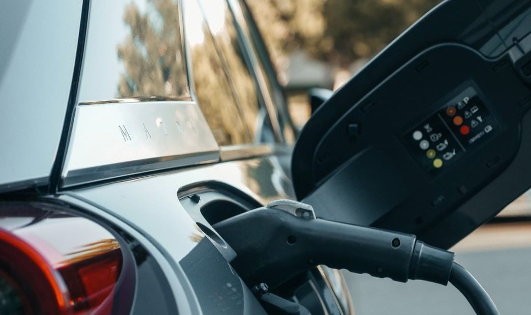 Tren Mobil Listrik Bergeser, Kendaraan Hybrid Kini Lebih Diminati