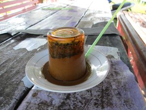 Mengenal Kopi Khop, Kuliner Kopi Gelas Terbalik Khas Aceh