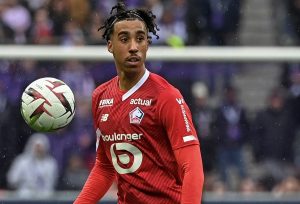 Leny Yoro Ditransfer Manchester United Dari LOSC Lille