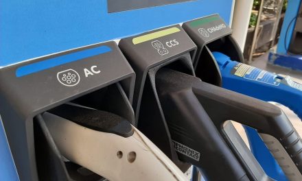 Standardisasi Colokan EV: Sepakati Penyeragaman Soket SPKLU