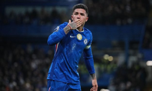 Chelsea Beri Tenggat Waktu Man City Tebus Enzo Fernandez