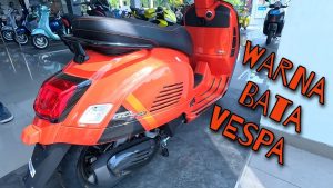 Vespa GTS Super Sport 300: Dengan Warna Orange Tramonto