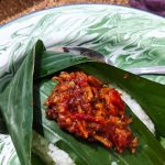 Nasi Kucing Khas Angkringan Solo: Nasi Kecil Berbalut Sambal Teri