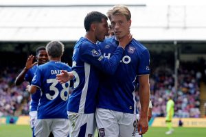 Ipswich Tumbangkan Crystal Palace 3-2 Lewat Gol Menit Akhir