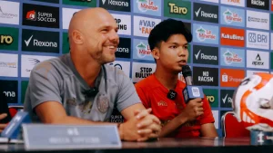 Kadek Arel Tampil Disiplin Kawal Lini Belakang Bali United