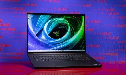 Razer Blade 18 (2026) Usung Intel Core Ultra 9 290HX Plus